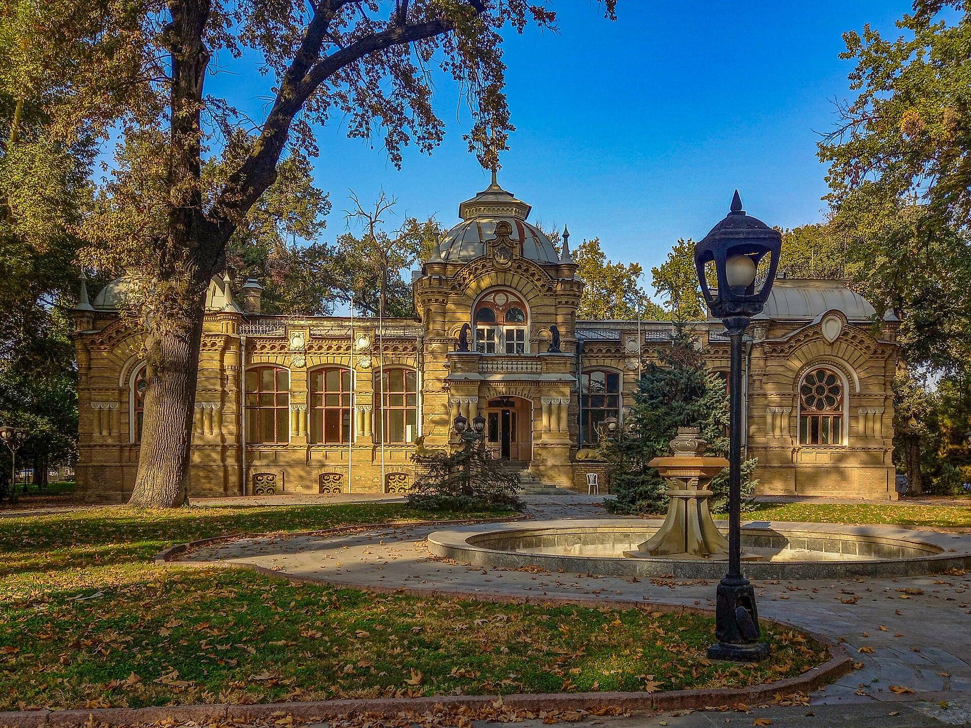 Буюк княз саройи