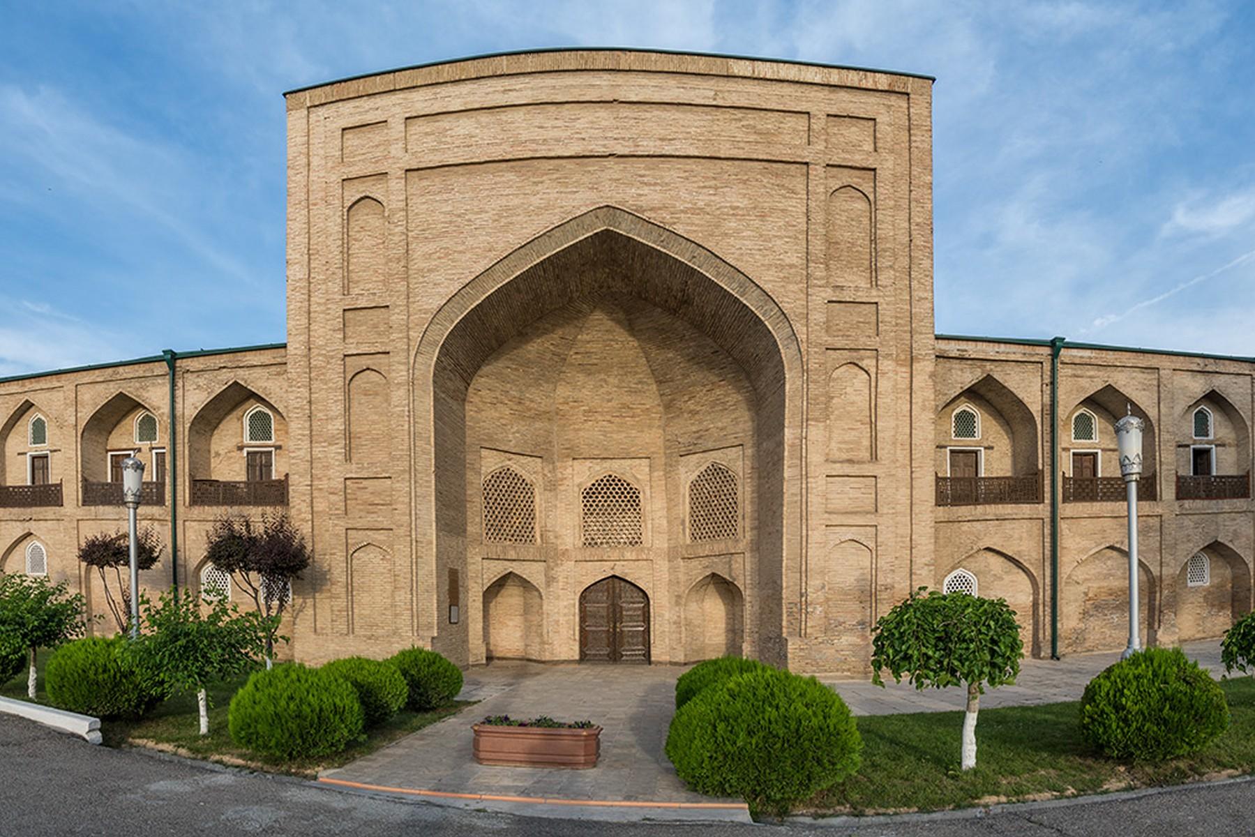 Абулқосим мадрасаси — ҳунармандлар маскани