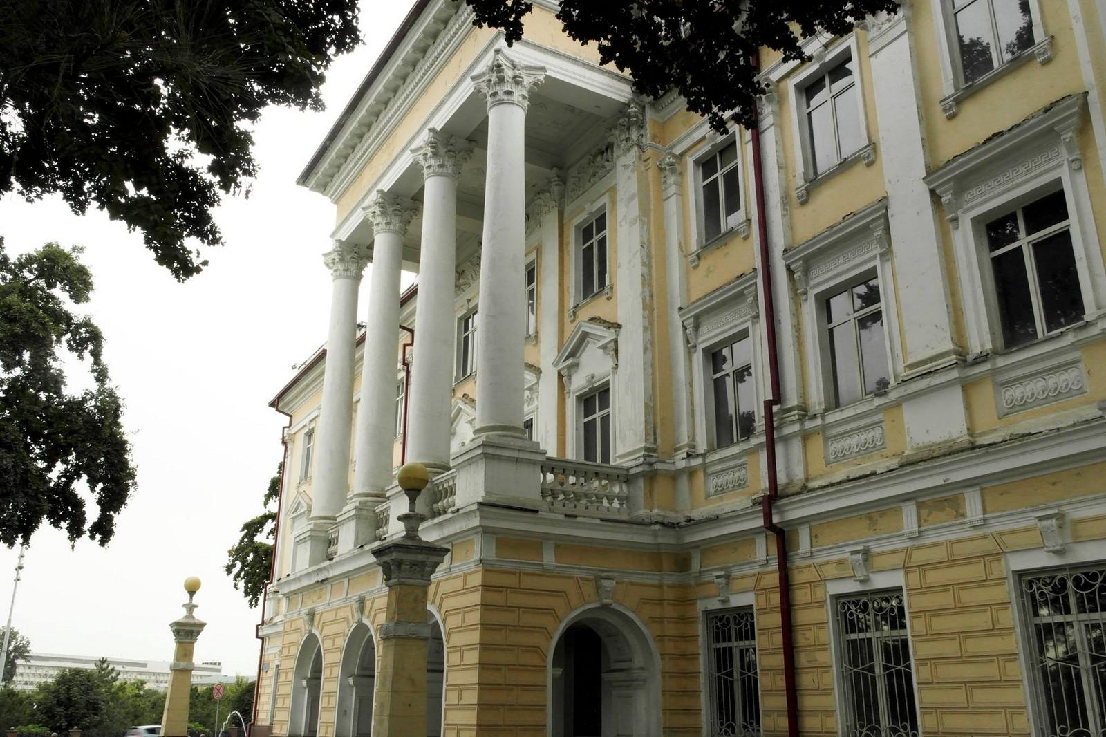 Ўзбекистон ёзувчилар уюшмаси биноси