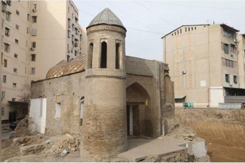 Чақардаги Баланд масжиди